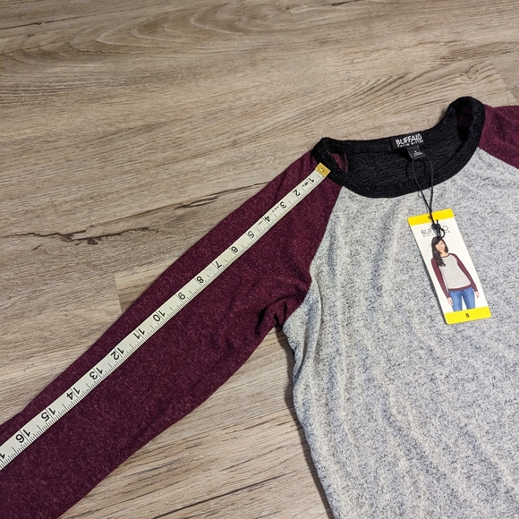 NWT Buffalo colour block sweater size small - Picture 6 of 6